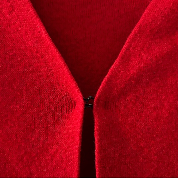 Cherry Red Merino Wool Vintage Cardigan XS - Picture 3 of 10